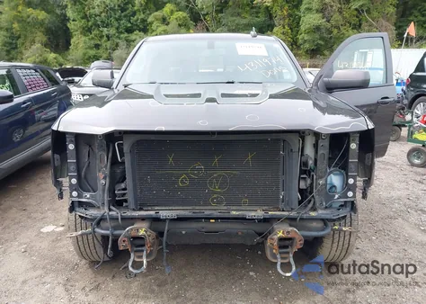 2016 Chevrolet Silverado 1500 1Lt z USA, uszkodzony, nr VIN 3GCUKREC4GG207791